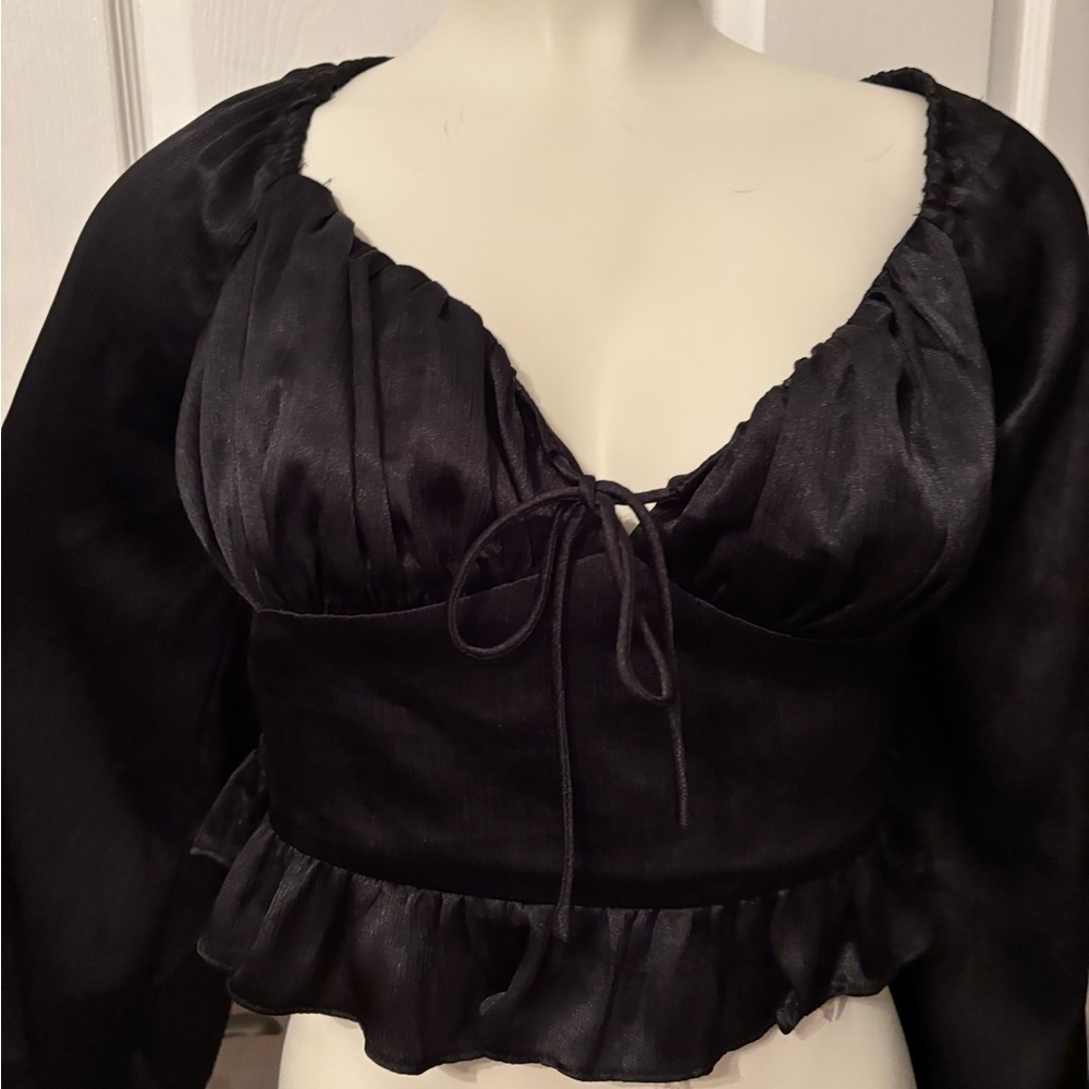 Lush satin crop top L